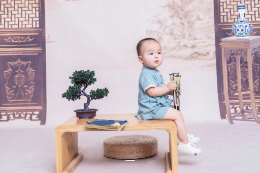 广汉宝宝几个月笑出声